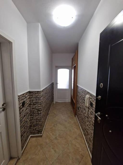 Cozy Central Apartment In Outskirts Of Old Sofia Buitenkant foto